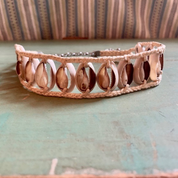 🧡 VTG Hippie Reversible Handmade Crochet Cowrie Sea Shell Choker - Cowrie Shell - Picture 4 of 9